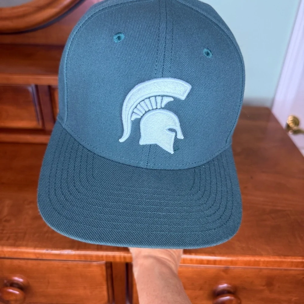 Nike Michigan State Green baseball hat Classic 99 dry fit swish msu logo adjust